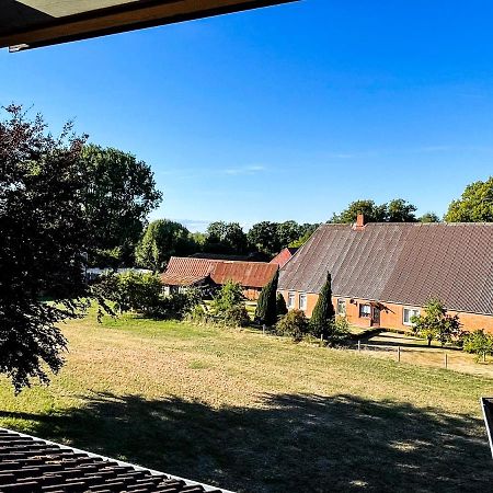 Op'N Doerp Apartment Barsbek Bagian luar foto