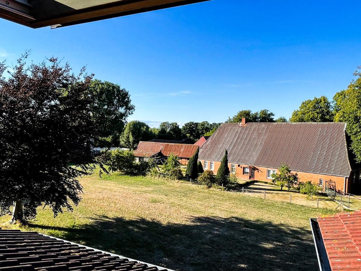 Op'N Doerp Apartment Barsbek Bagian luar foto
